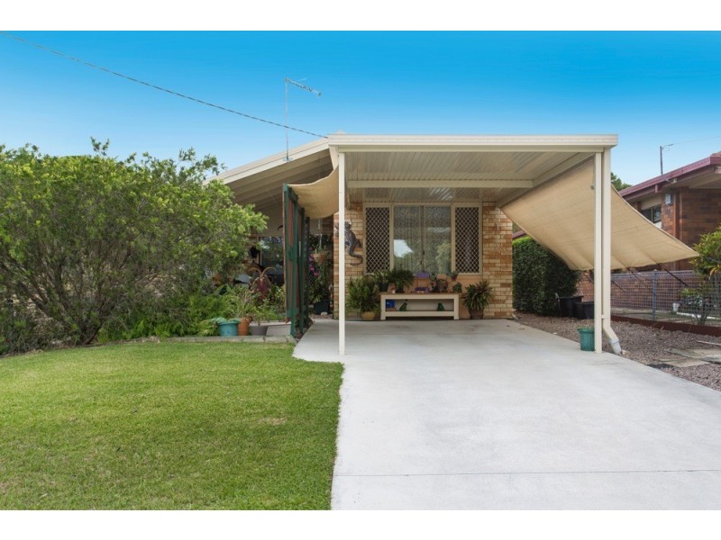 11 Sorrento Street, Margate QLD 4019