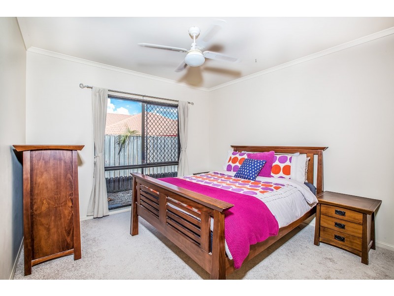 12 Sefton Court, North Lakes QLD 4509