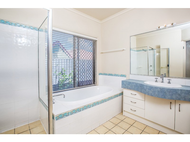 12 Sefton Court, North Lakes QLD 4509