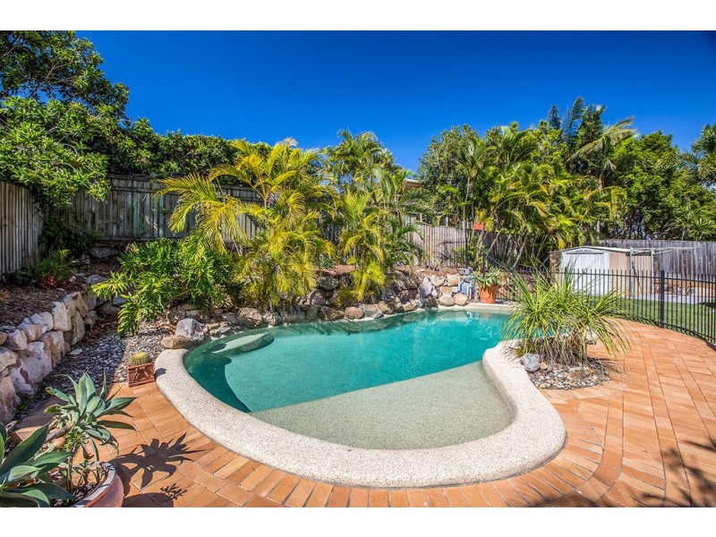 12 Sefton Court, North Lakes QLD 4509