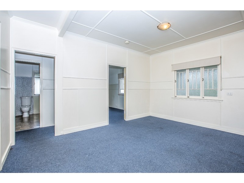 11 Elizabeth Avenue, Clontarf QLD 4019