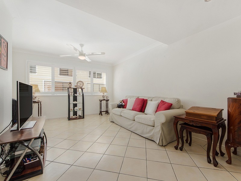 9/16-18 Georgina Street, Woody Point QLD 4019