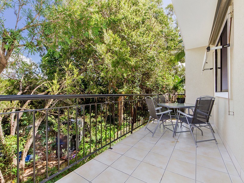 9/16-18 Georgina Street, Woody Point QLD 4019