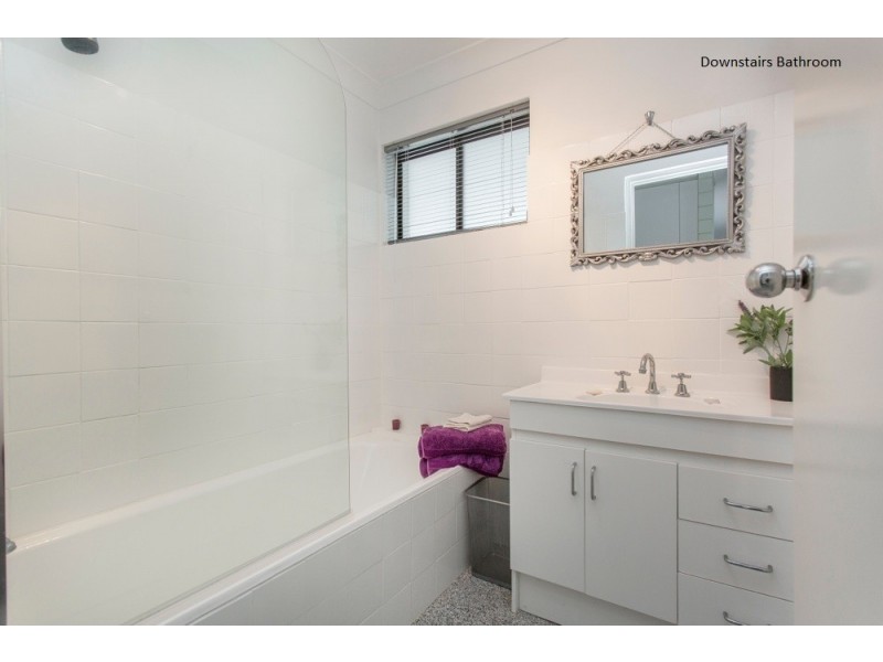 18 Drysdale Street, Rothwell QLD 4022