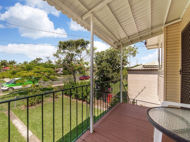 115 Scarborough Road, Redcliffe QLD 4020
