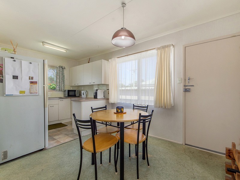 115 Scarborough Road, Redcliffe QLD 4020