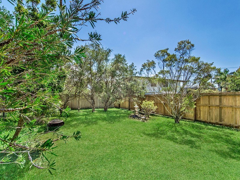 115 Scarborough Road, Redcliffe QLD 4020