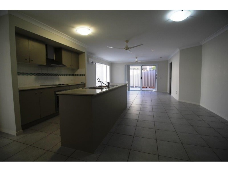 1a Edwin Street, Redcliffe QLD 4020