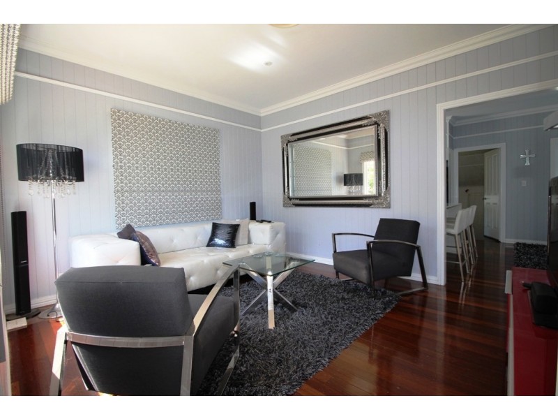 77 Albert Street, Margate QLD 4019