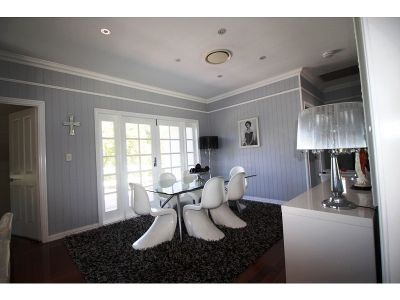 77 Albert Street, Margate QLD 4019