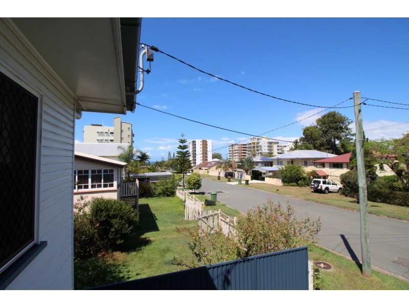 14 Louis Street, Redcliffe QLD 4020