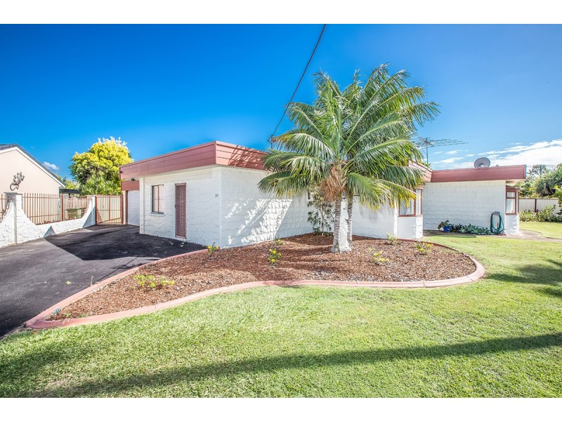 39 Oyster Point Esplanade, Newport QLD 4020