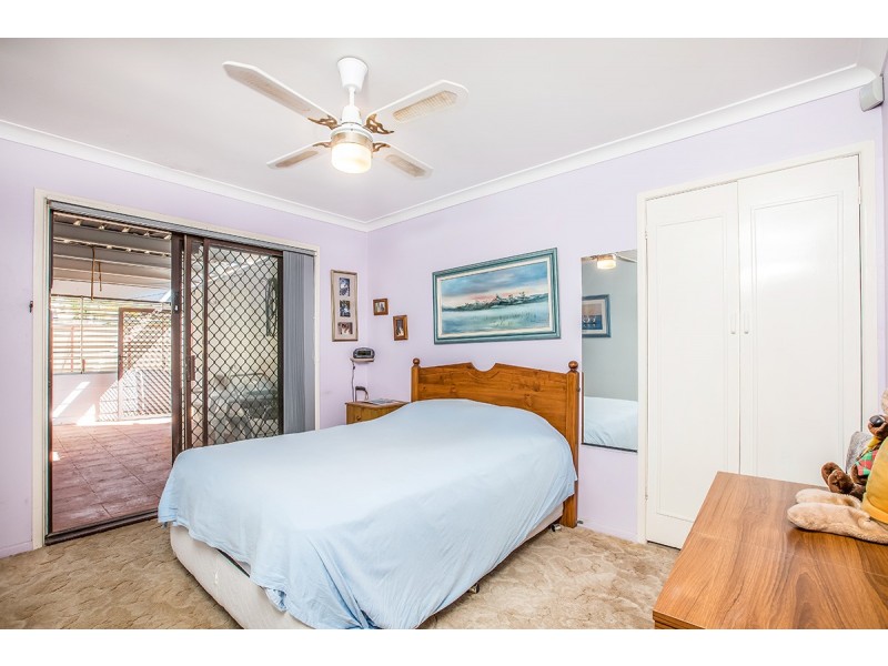 39 Oyster Point Esplanade, Newport QLD 4020