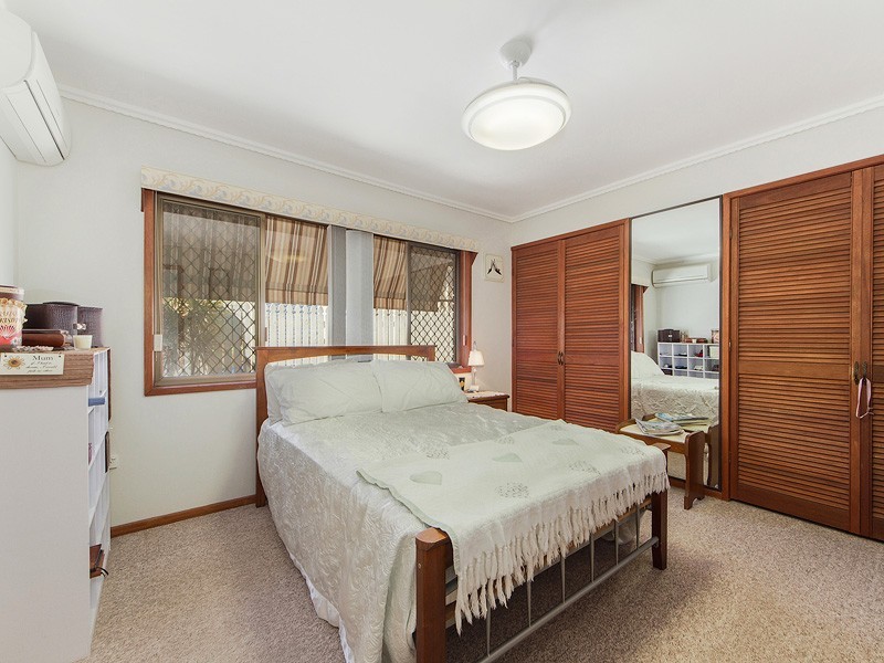 1 Collett Court, Kippa-ring QLD 4021