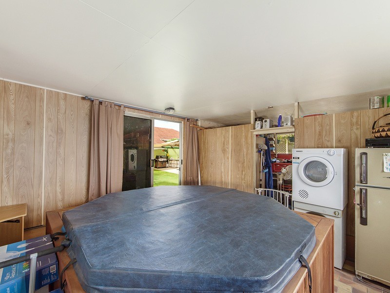 72 Griffith Road, Scarborough QLD 4020