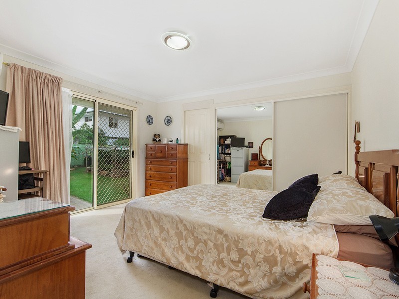 72 Griffith Road, Scarborough QLD 4020