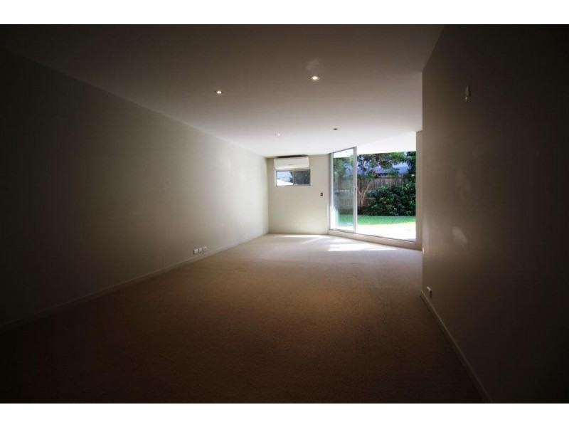 4/12 Portwood Street, Redcliffe QLD 4020