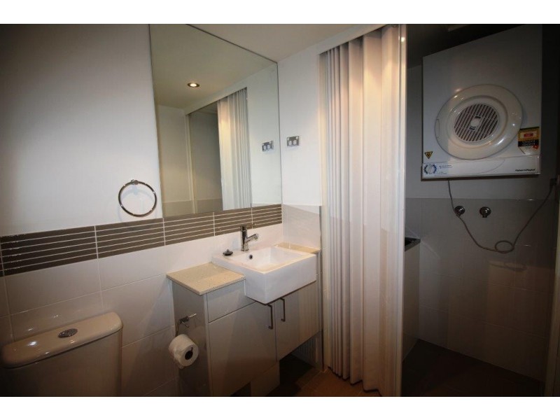 4/12 Portwood Street, Redcliffe QLD 4020