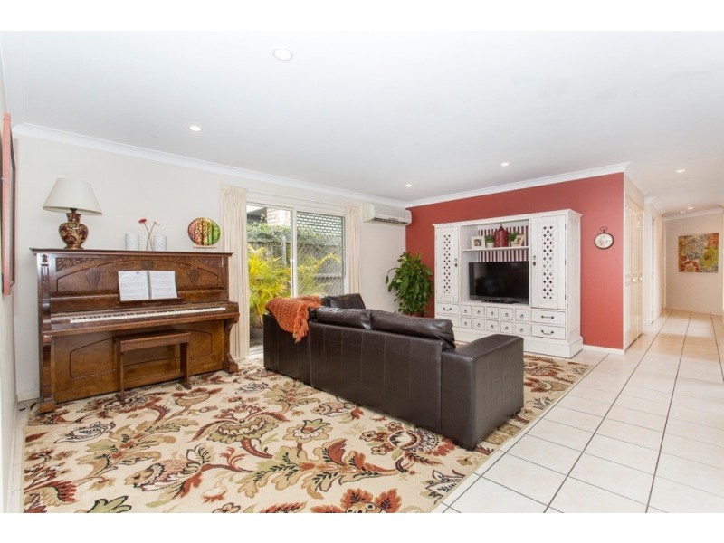 7 Cottonwood Street, Rothwell QLD 4022