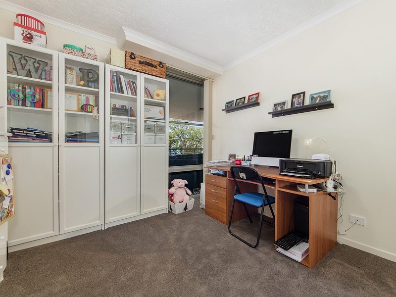 11/43 Marine Parade, Redcliffe QLD 4020