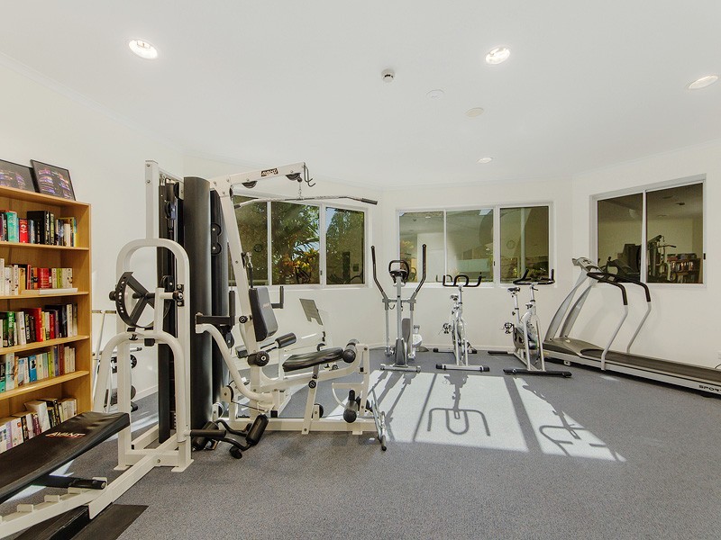 11/43 Marine Parade, Redcliffe QLD 4020