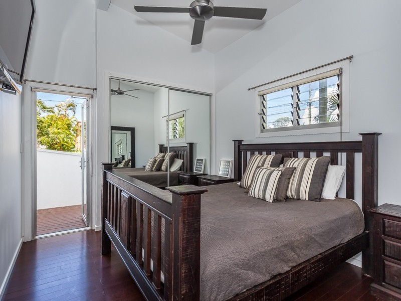 34 Michel Road, Scarborough QLD 4020