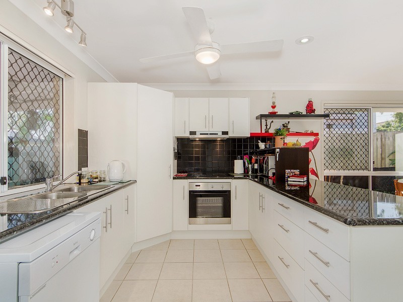 2a Whelan Street, Margate QLD 4019