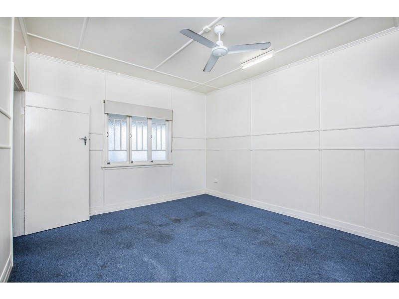 11 Elizabeth Avenue, Clontarf QLD 4019