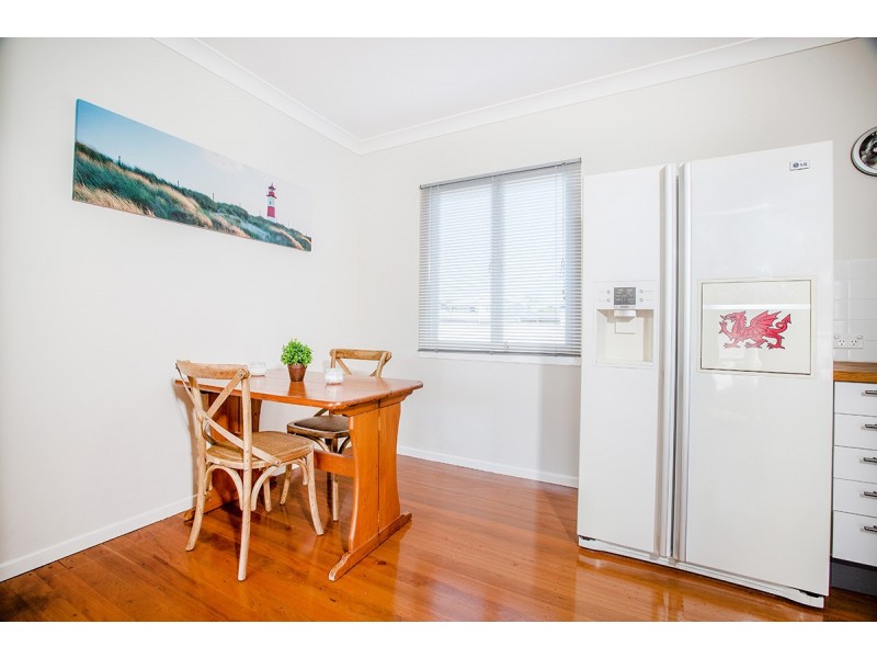 103 Arthur Street, Woody Point QLD 4019