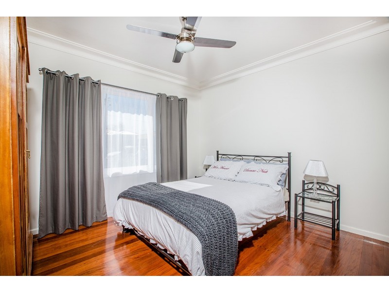 103 Arthur Street, Woody Point QLD 4019