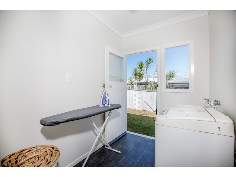 103 Arthur Street, Woody Point QLD 4019