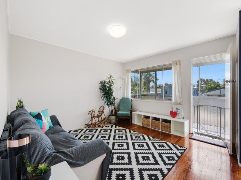 44 Windsor Place, Deception Bay QLD 4508