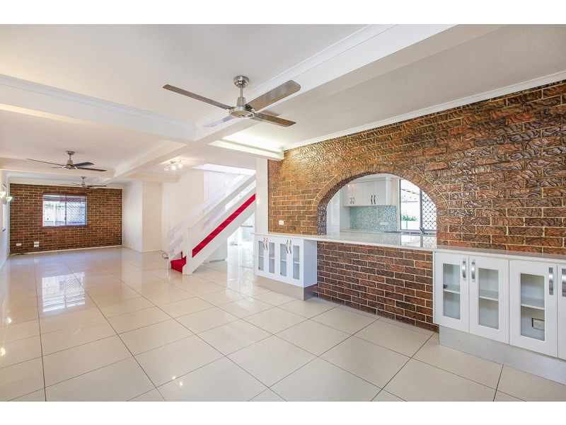 74 Centaur Street, Kippa-ring QLD 4021