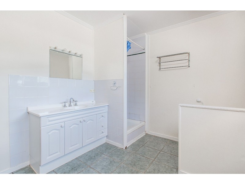 74 Centaur Street, Kippa-ring QLD 4021
