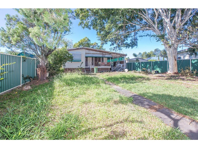 3 Florence Street, Kallangur QLD 4503