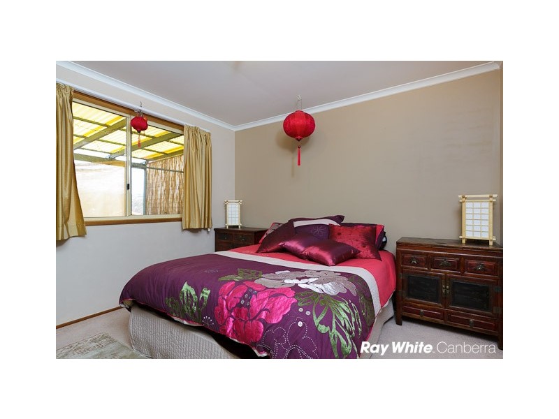 24 Wilhelmi Crescent, Banks ACT 2906