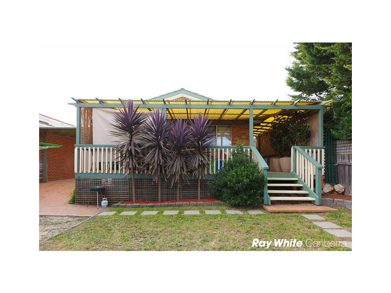 24 Wilhelmi Crescent, Banks ACT 2906