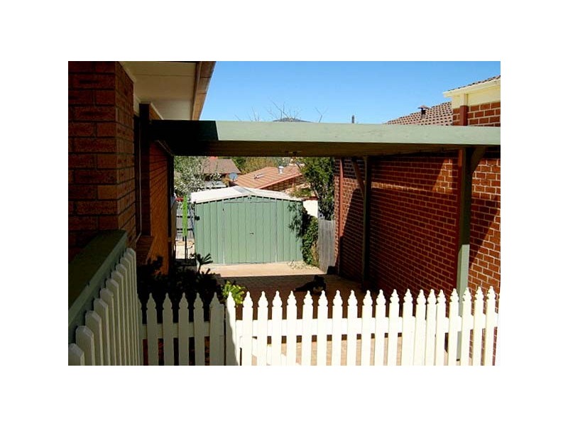 24 Wilhelmi Crescent, Banks ACT 2906