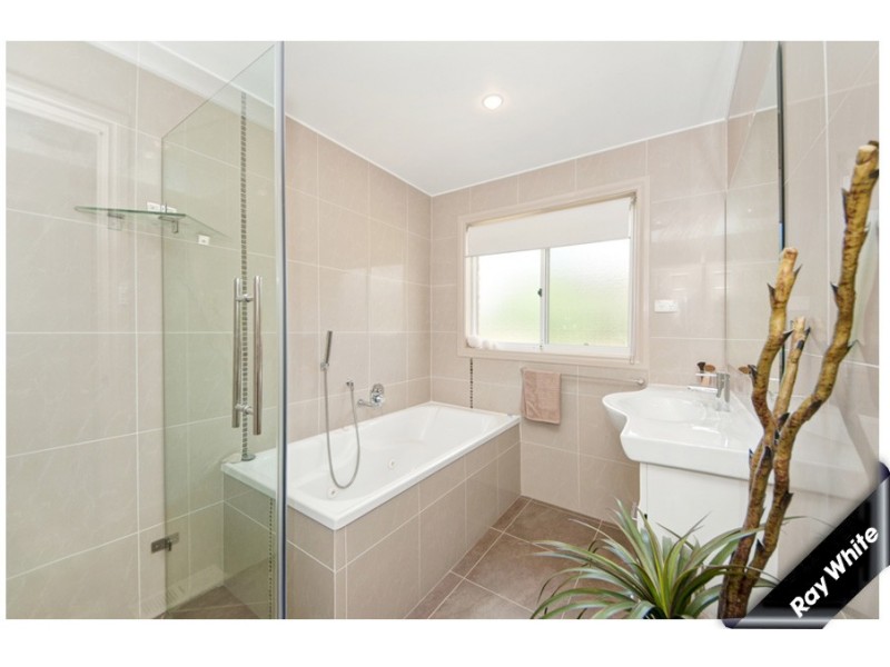 144 Jim Pike Avenue, Gordon ACT 2906