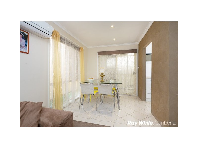 42 House Circuit, Banks ACT 2906