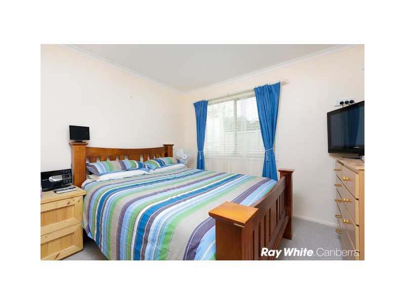 42 House Circuit, Banks ACT 2906