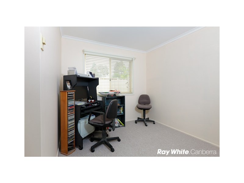 42 House Circuit, Banks ACT 2906