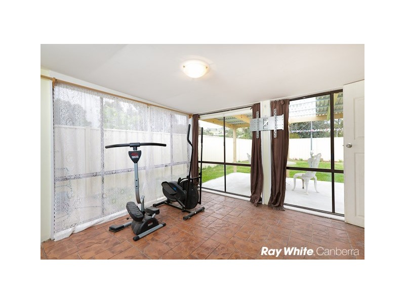 42 House Circuit, Banks ACT 2906