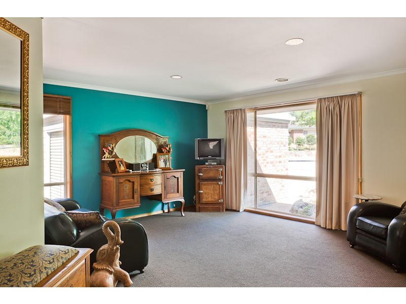 56 Michael Holt Crescent, Gordon ACT 2906