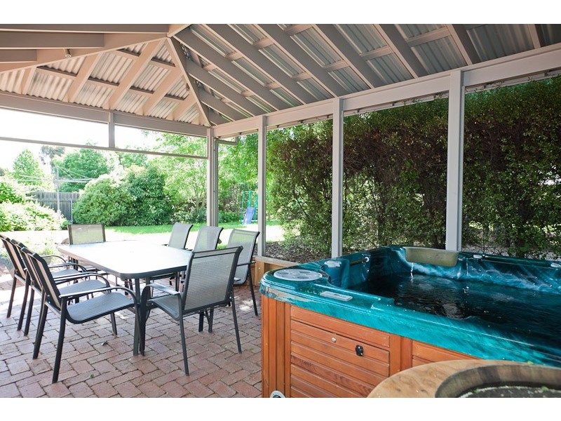 56 Michael Holt Crescent, Gordon ACT 2906