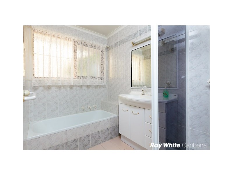 24 Bromley Street, Wanniassa ACT 2903