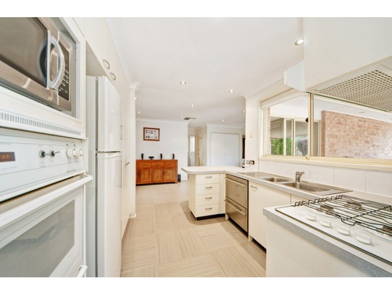 48 Mina Wylie Crescent, Gordon ACT 2906