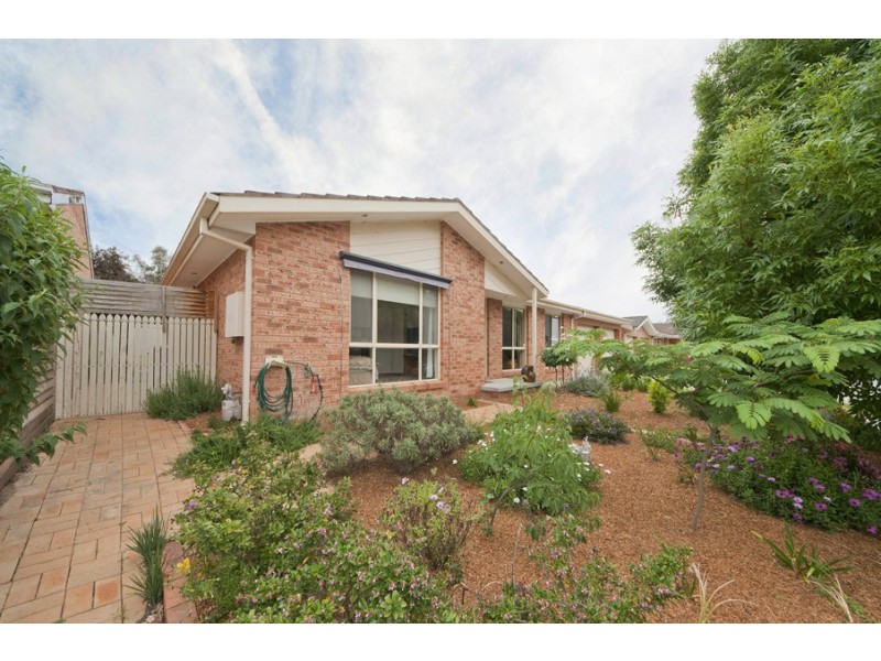 48 Mina Wylie Crescent, Gordon ACT 2906