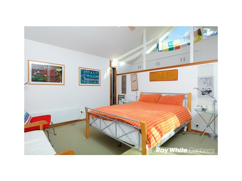 126 Eggleston Crescent, Chifley ACT 2606