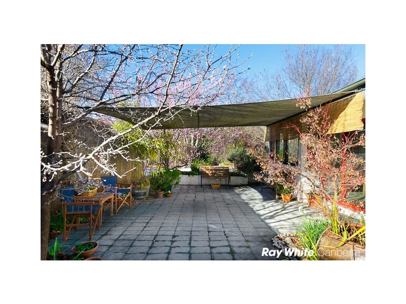 126 Eggleston Crescent, Chifley ACT 2606